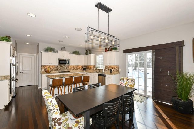 955 Dana LANE, Waukesha, WI 53189