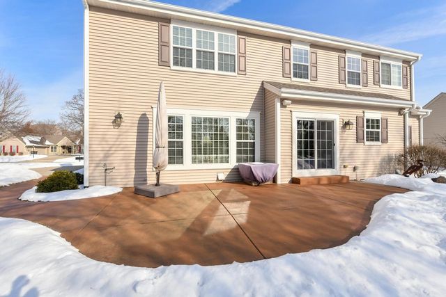 955 Dana LANE, Waukesha, WI 53189