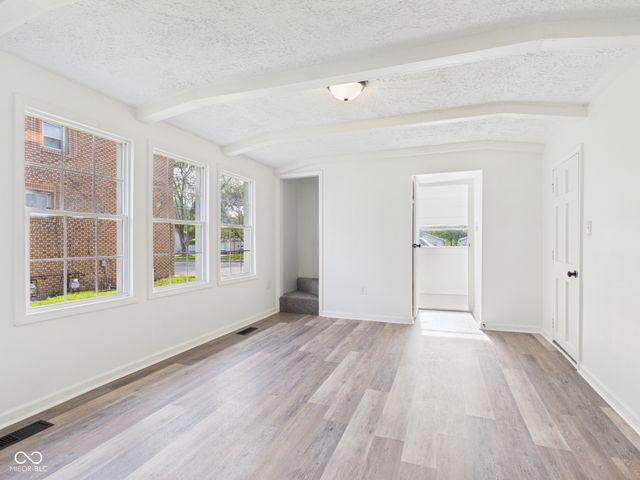 3624 Columbus Avenue, Anderson, IN 46013