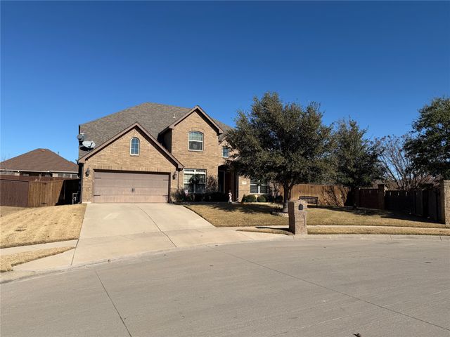 11900 Drummond Lane, Fort Worth, TX 76108