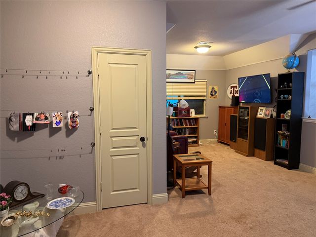 11900 Drummond Lane, Fort Worth, TX 76108