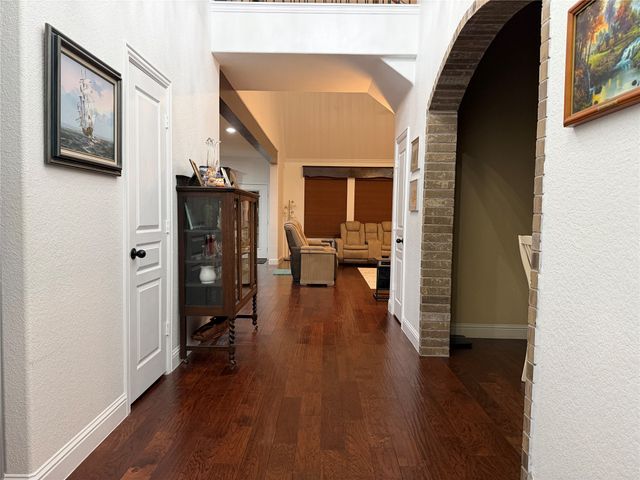 11900 Drummond Lane, Fort Worth, TX 76108