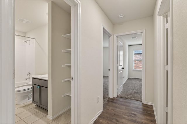 301 Samuel Street, Denton, TX 76207