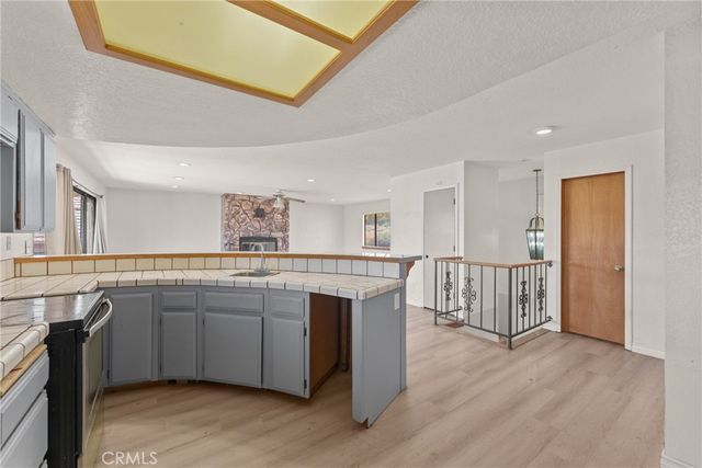 13640 Spring Valley, Victorville, CA 92395