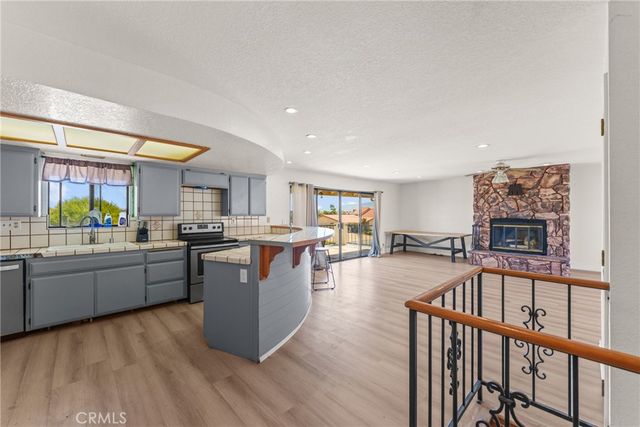 13640 Spring Valley, Victorville, CA 92395