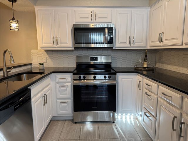871 Dublin Drive D, Richardson, TX 75080