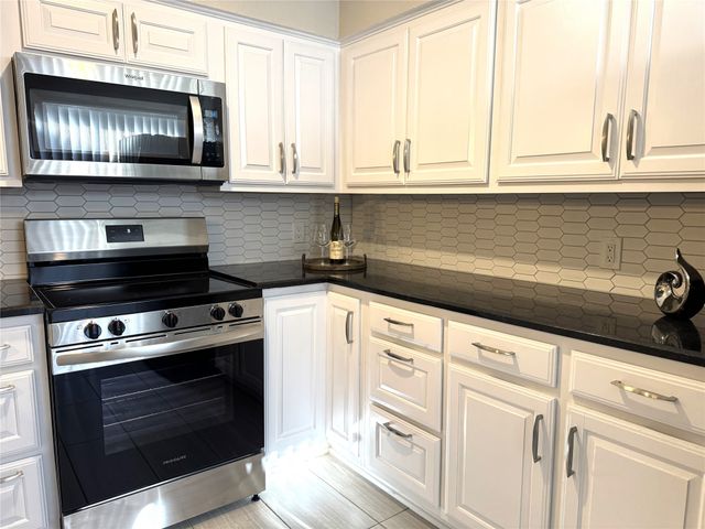 871 Dublin Drive D, Richardson, TX 75080