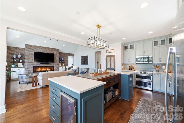 4293 Harbor Lane, Sherrills Ford, NC 28673