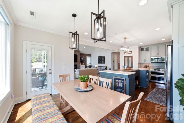 4293 Harbor Lane, Sherrills Ford, NC 28673