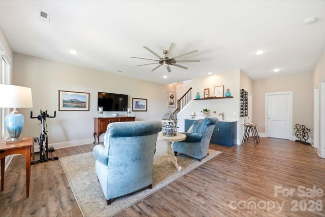 4293 Harbor Lane, Sherrills Ford, NC 28673