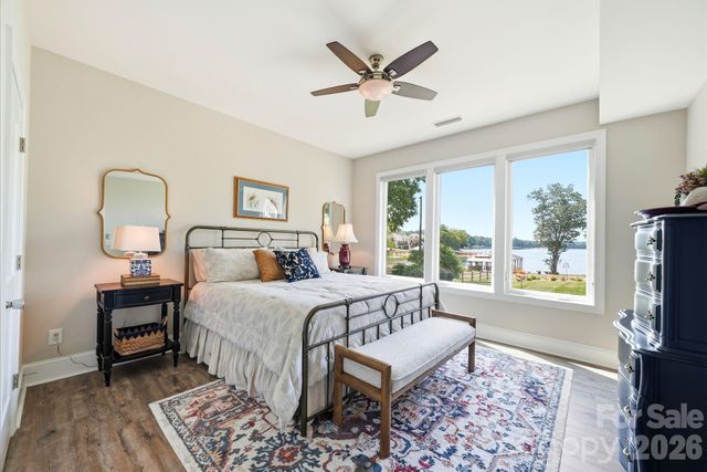 4293 Harbor Lane, Sherrills Ford, NC 28673