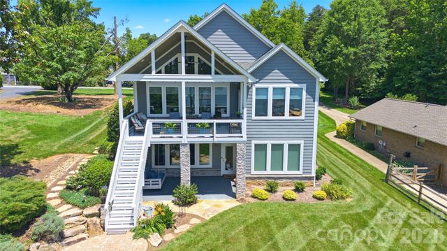4293 Harbor Lane, Sherrills Ford, NC 28673