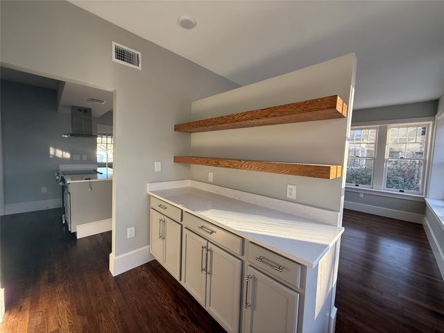 211 NW 4th Avenue, Mineral Wells, TX 76067