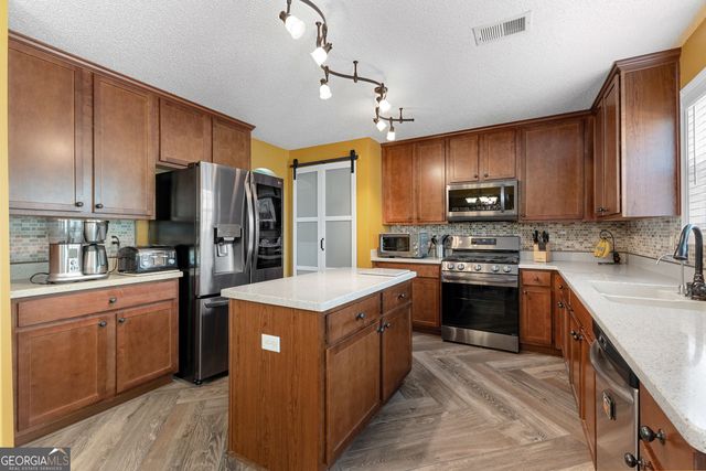 368 Yellowwood Drive, Sharpsburg, GA 30277
