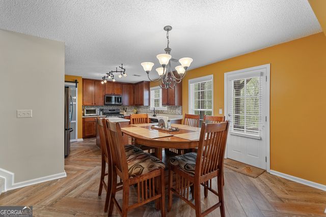 368 Yellowwood Drive, Sharpsburg, GA 30277