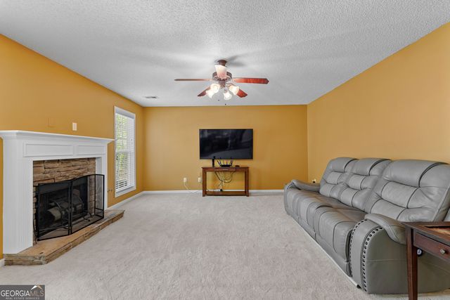 368 Yellowwood Drive, Sharpsburg, GA 30277