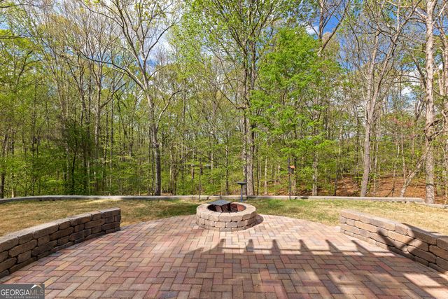 368 Yellowwood Drive, Sharpsburg, GA 30277