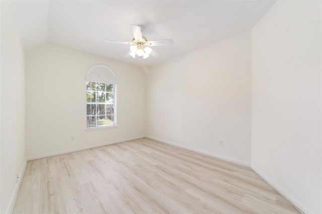 1508 Red Bud Court, Pearland, TX 77581