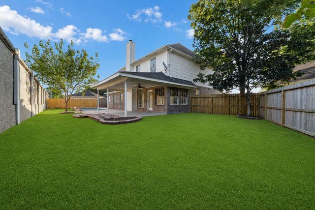 1508 Red Bud Court, Pearland, TX 77581