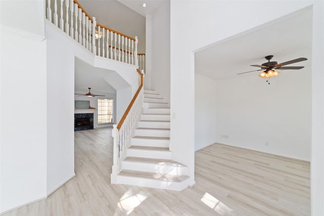 1508 Red Bud Court, Pearland, TX 77581