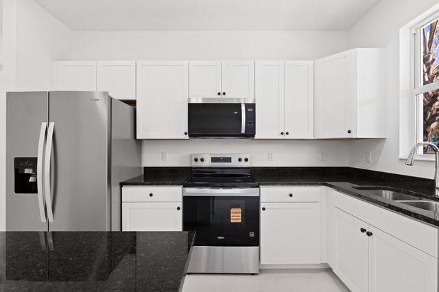 4416 Longwood Lk Square, Westlake, FL 33470