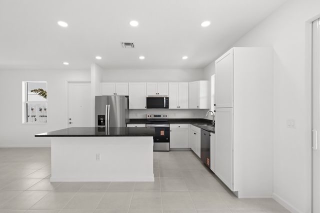 4416 Longwood Lk Square, Westlake, FL 33470