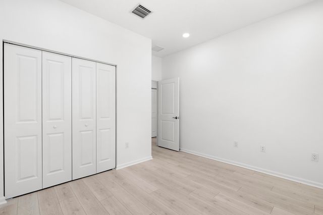 4416 Longwood Lk Square, Westlake, FL 33470