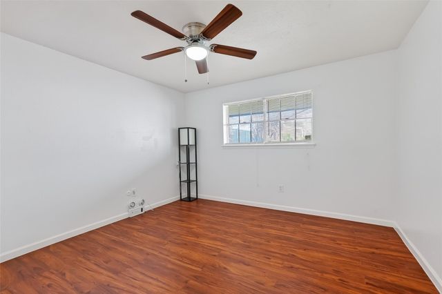 235 W Tri Oaks Lane 235, Houston, TX 77043