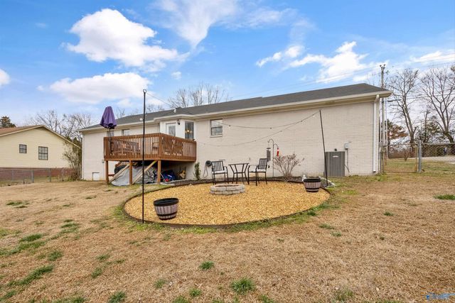 398 Little Lones Road, Huntsville, AL 35811