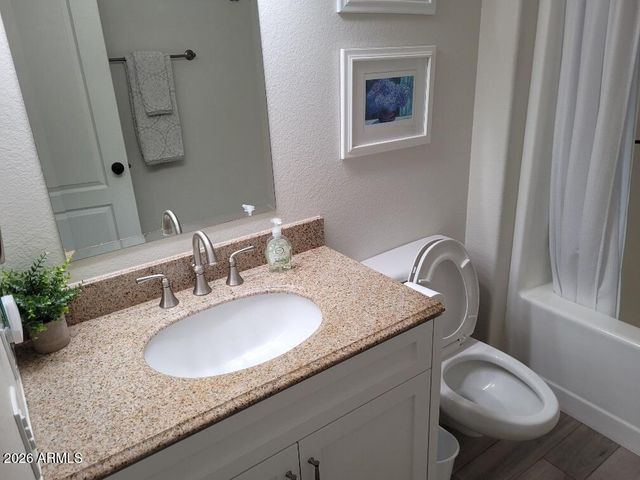 10841 W ACACIA Drive, Sun City, AZ 85373