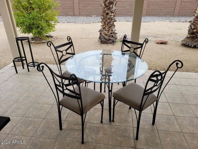 10841 W ACACIA Drive, Sun City, AZ 85373