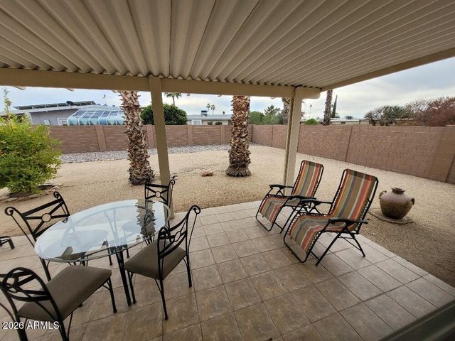 10841 W ACACIA Drive, Sun City, AZ 85373