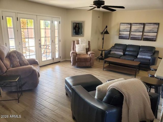 10841 W ACACIA Drive, Sun City, AZ 85373