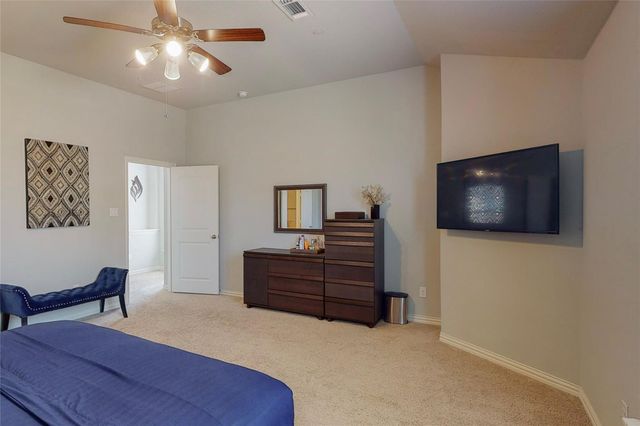2556 Sarah Lane, Lewisville, TX 75056