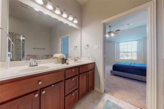 2556 Sarah Lane, Lewisville, TX 75056