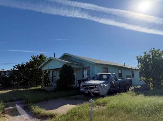 606 State, Big Spring, TX 79720