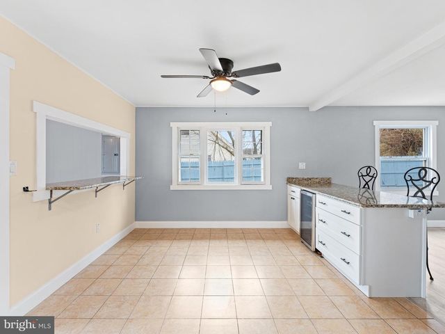 24 MARSHALL LANE, Willingboro, NJ 08046