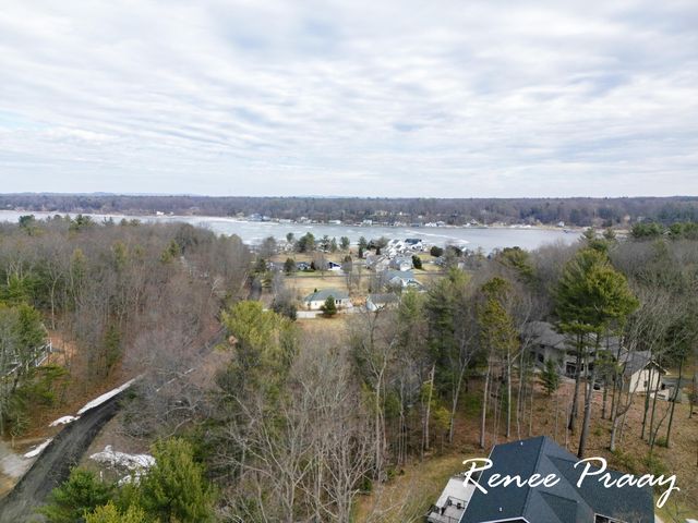 5439 Shawnee Road, Pentwater Twp, MI 49449