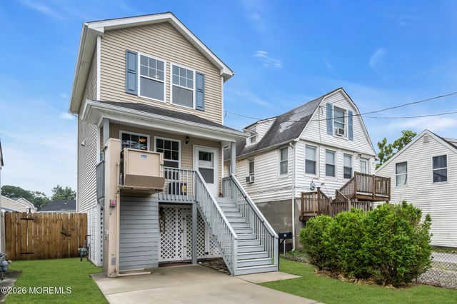 16 E Shore Street, Keansburg, NJ 07734
