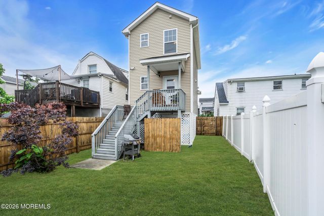 16 E Shore Street, Keansburg, NJ 07734