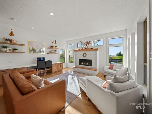 6255 S Tarrega Ln, Meridian, ID 83642