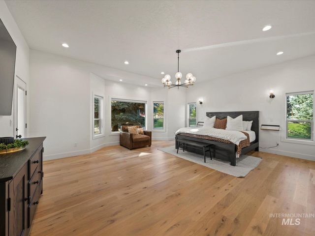 6255 S Tarrega Ln, Meridian, ID 83642