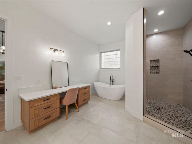 6255 S Tarrega Ln, Meridian, ID 83642