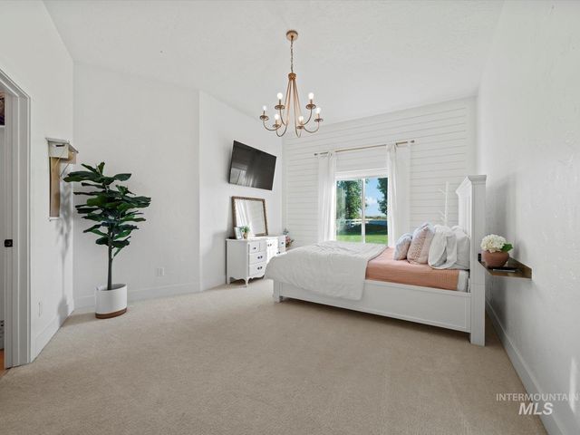 6255 S Tarrega Ln, Meridian, ID 83642