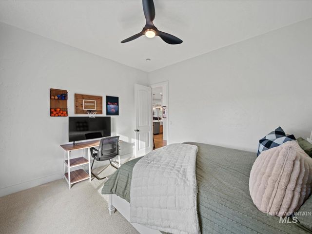 6255 S Tarrega Ln, Meridian, ID 83642