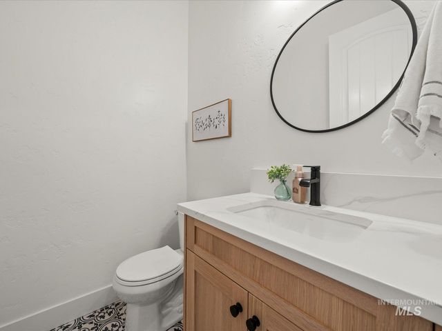 6255 S Tarrega Ln, Meridian, ID 83642