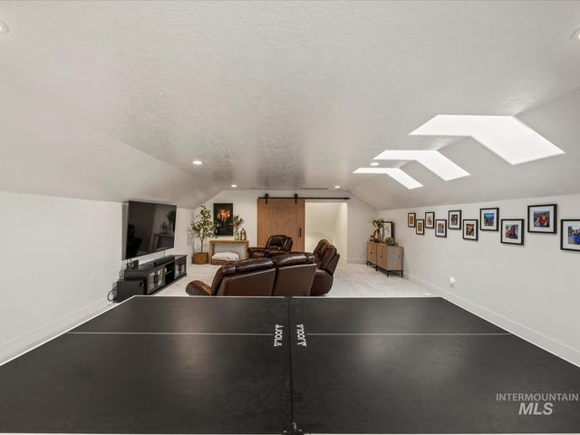 6255 S Tarrega Ln, Meridian, ID 83642