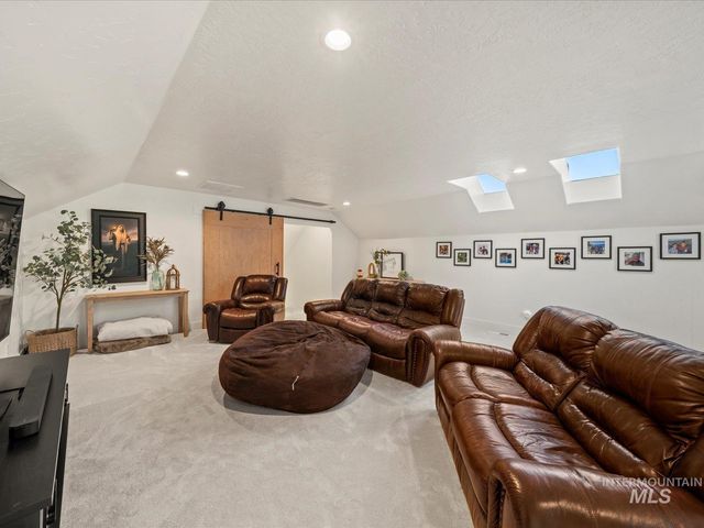 6255 S Tarrega Ln, Meridian, ID 83642