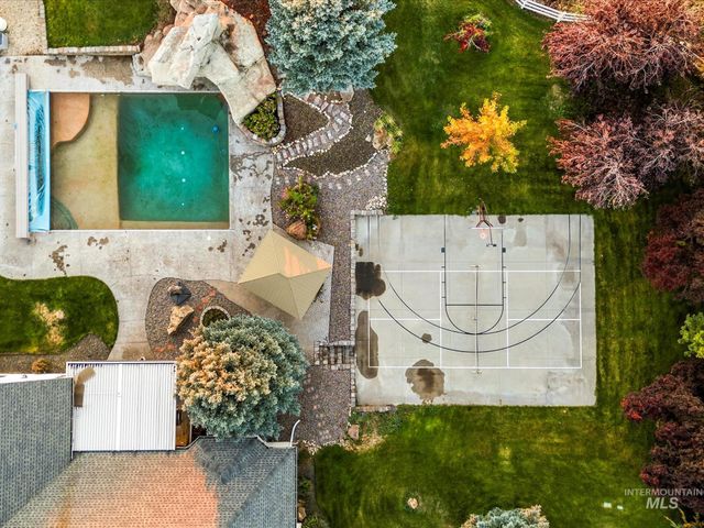 6255 S Tarrega Ln, Meridian, ID 83642