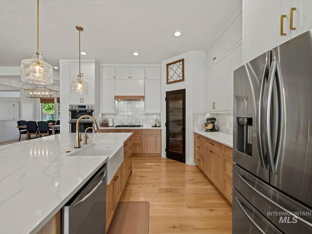 6255 S Tarrega Ln, Meridian, ID 83642